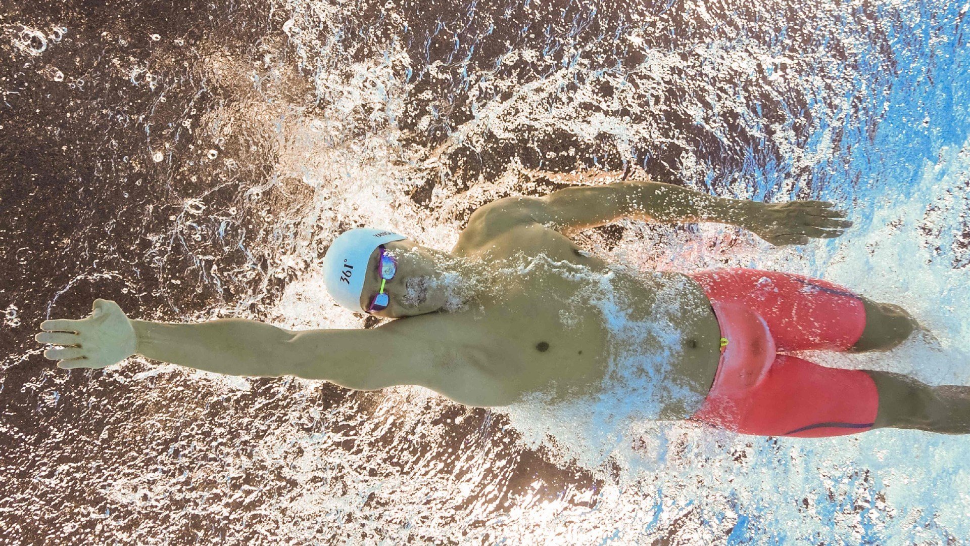 赛道与球场，利拉德的双重征服