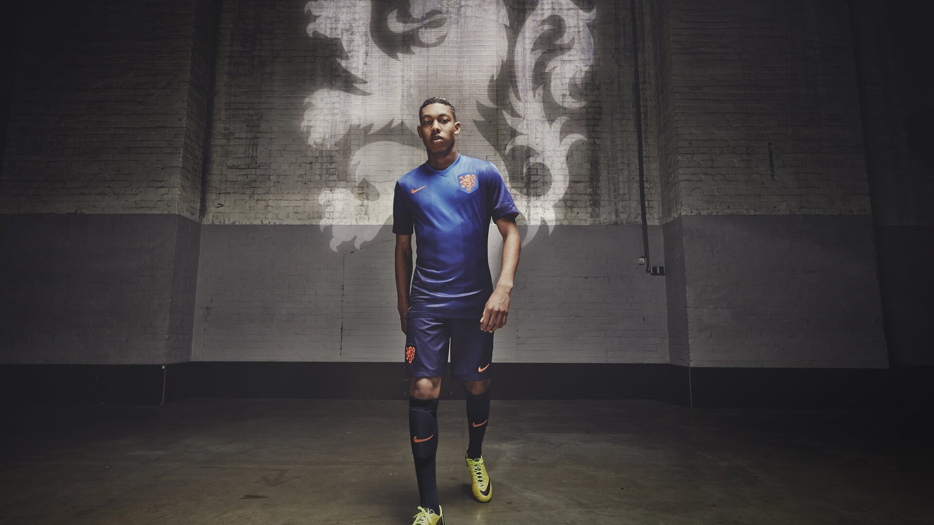 逆境中的王者，高诗岩如何扛起尼克斯翻盘勇士的传奇之战