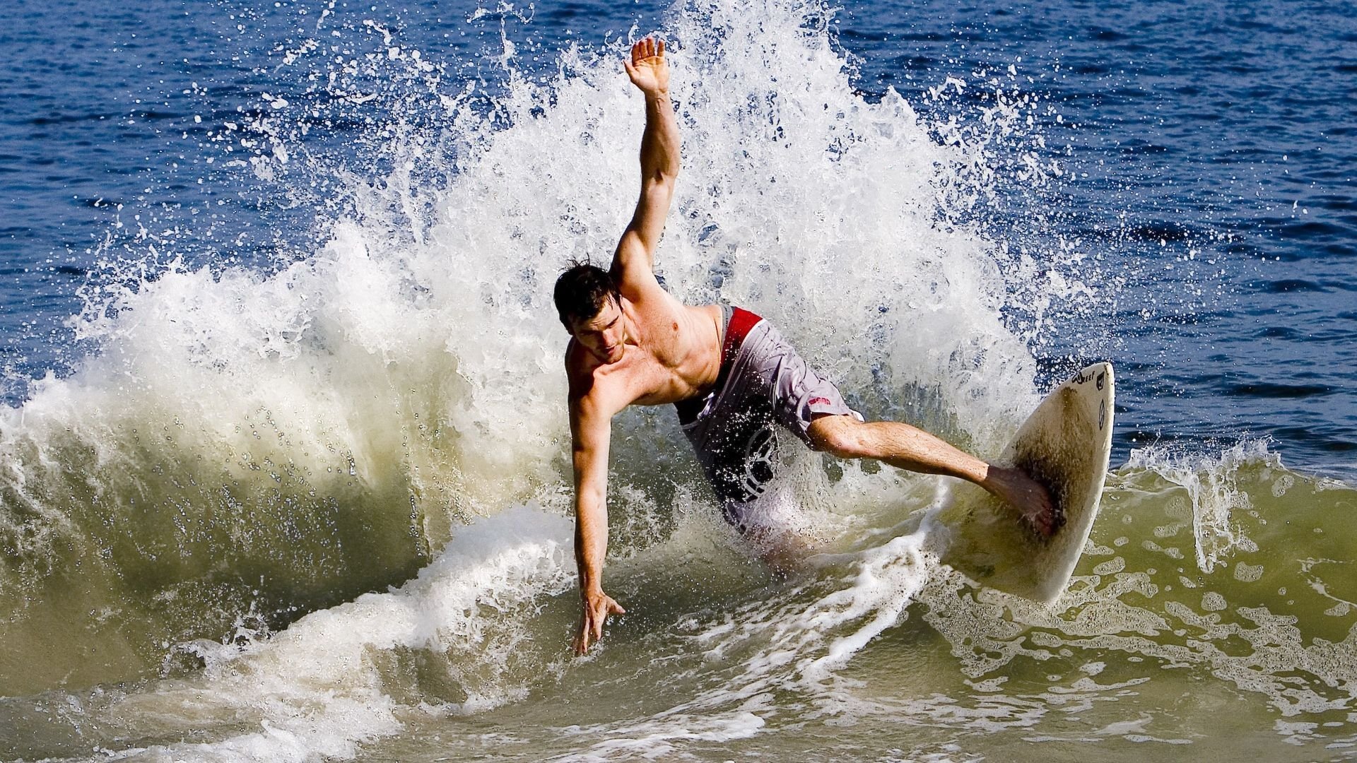 羽坛新章，泰国队轻取丹麦队，黄鸭组合统治全场书写亚洲传奇