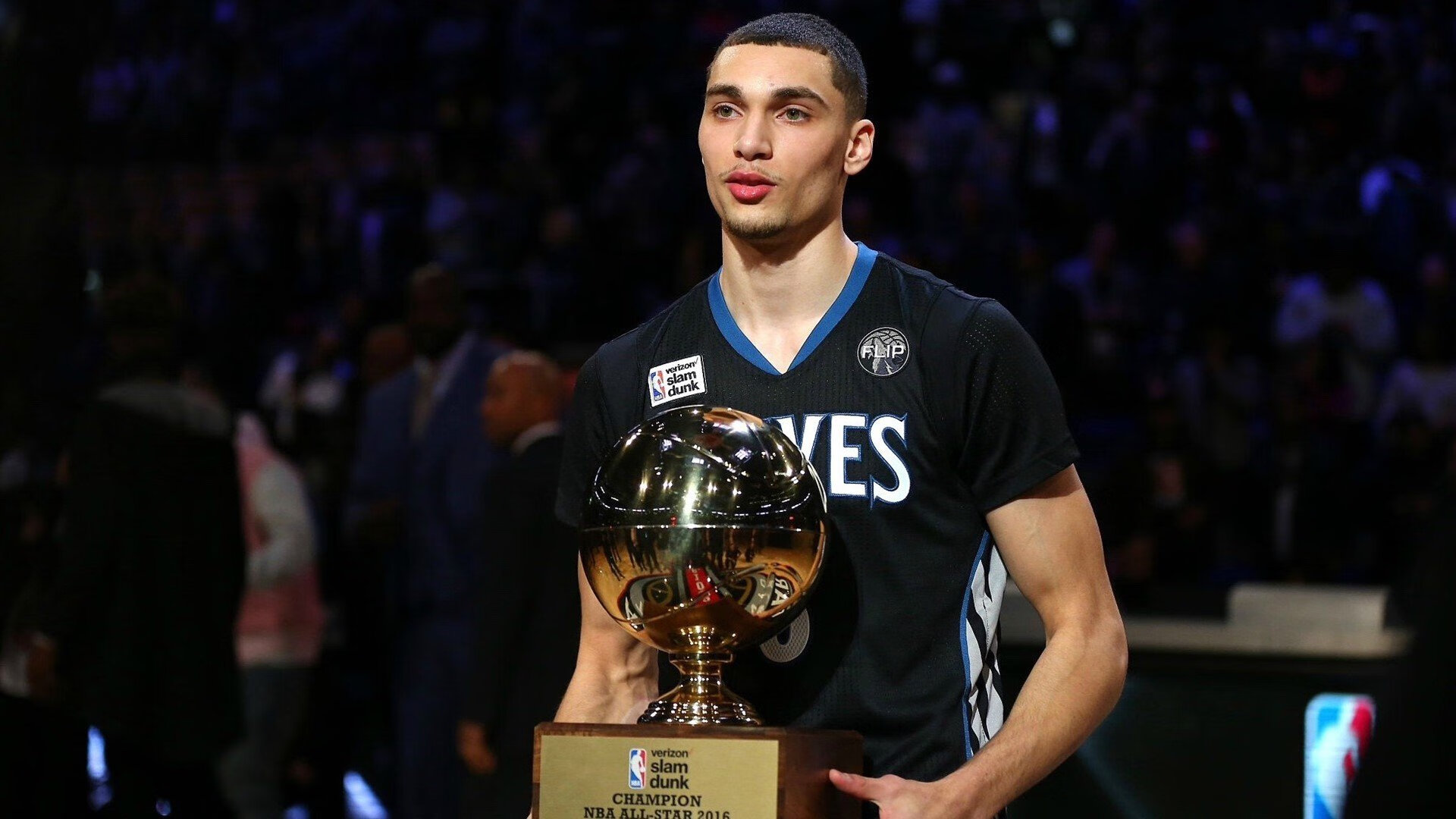 赛道上的火焰，维斯塔潘点燃赛场，雷诺绝杀迈凯伦